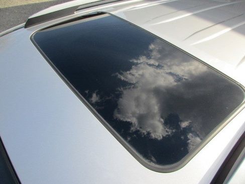 Used 2017 Toyota RAV4 XLE w/ Plus Extra Value Package image 11