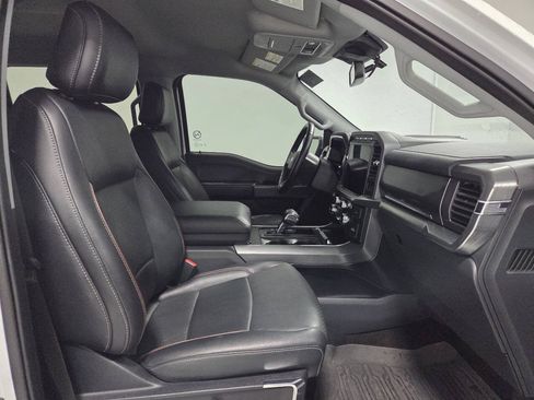 Used 2022 Ford F150 Lariat w/ FX4 Off-Road Package AWD/4WD image 17