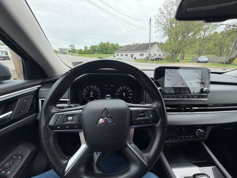 Used 2022 Mitsubishi Outlander SEL AWD/4WD image 28