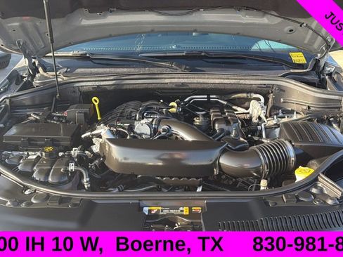 Used 2025 Dodge Durango GT AWD/4WD image 2