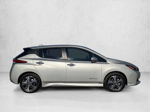 Used 2019 Nissan Leaf SV Plus w/ SV Plus Technology Package image 4