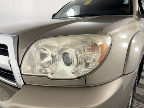 Used 2006 Toyota 4Runner SR5 image 9