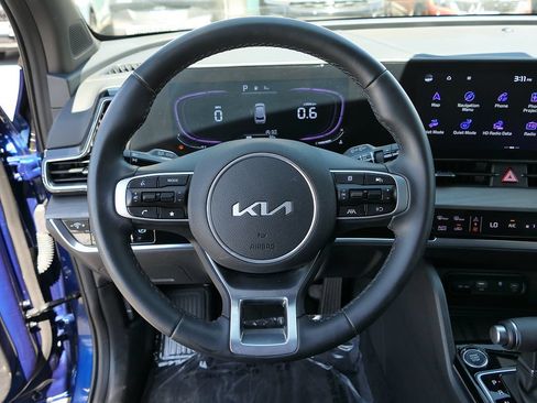 Certified 2025 Kia Sportage X-Line w/ Premium Package AWD/4WD image 16