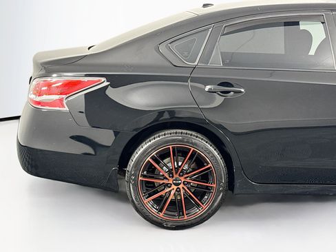Used 2014 Nissan Altima 2.5 SV FWD image 40