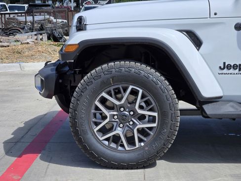 New 2025 Jeep Wrangler Sahara image 9