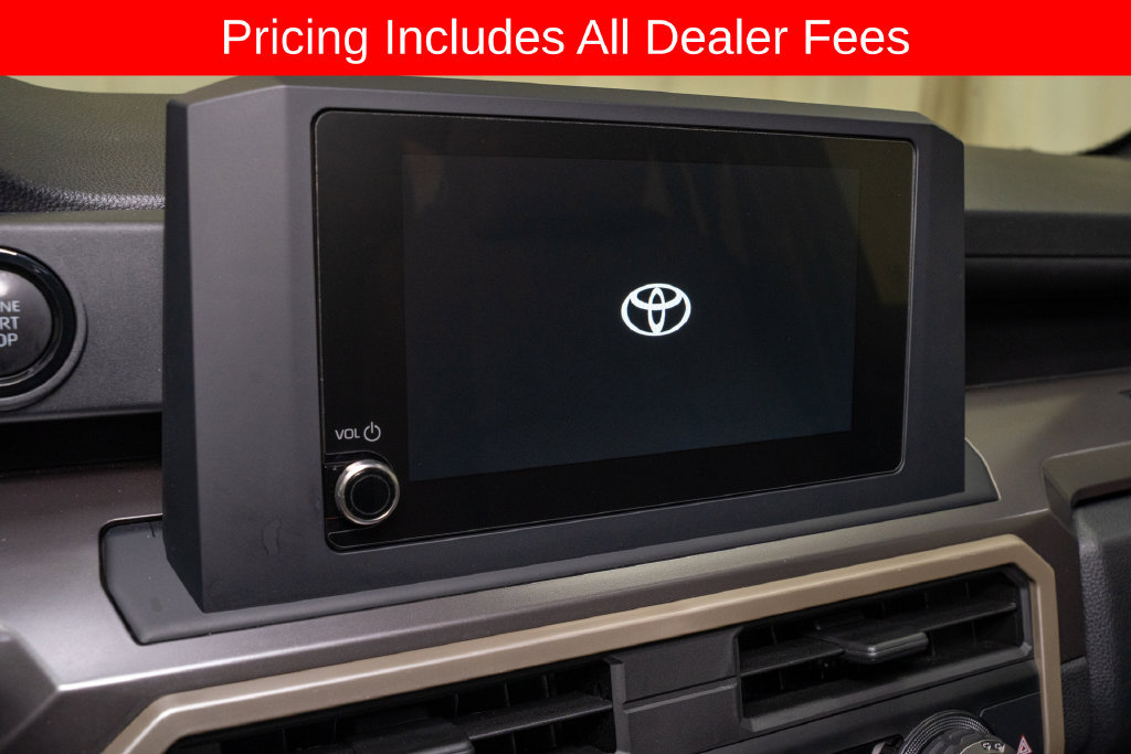 Used 2025 Toyota Tacoma SR5 AWD/4WD image 11