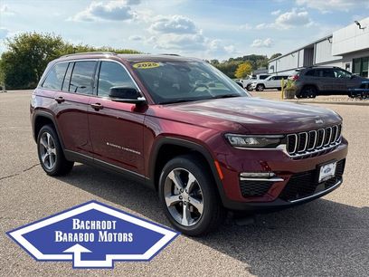 New 2025 Jeep Grand Cherokee Limited w/ Luxury Tech Group II