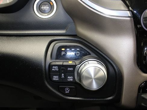 Used 2022 RAM 1500 Laramie AWD/4WD image 14