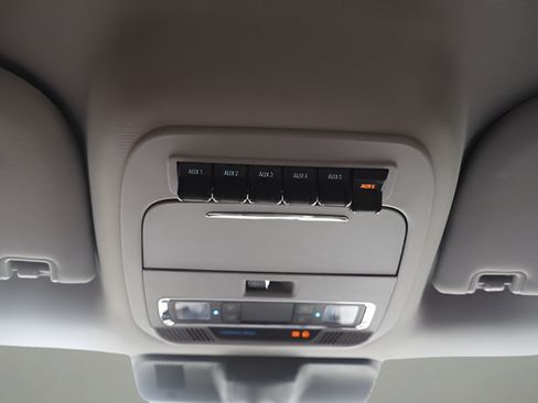Used 2024 Ford F250 Lariat w/ FX4 Off-Road Package AWD/4WD image 10