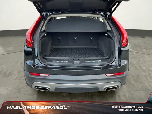 Used 2021 Cadillac XT4 Premium Luxury image 35