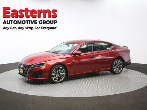 Used 2023 Nissan Altima 2.5 SL FWD image 57