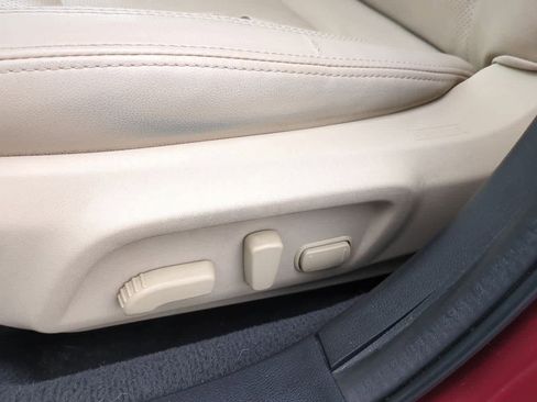 Used 2018 Subaru Outback 2.5i Limited image 16