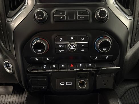Used 2020 Chevrolet Silverado 1500 RST AWD/4WD image 21