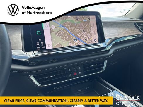 Used 2024 Volkswagen Atlas SEL Premium R-Line AWD/4WD image 18