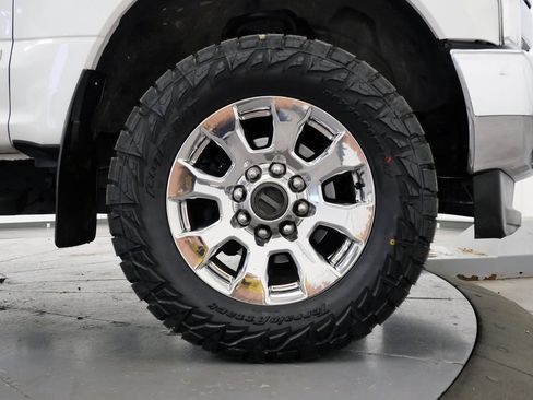 Used 2019 Ford F250 Lariat w/ Lariat Ultimate Package AWD/4WD image 38