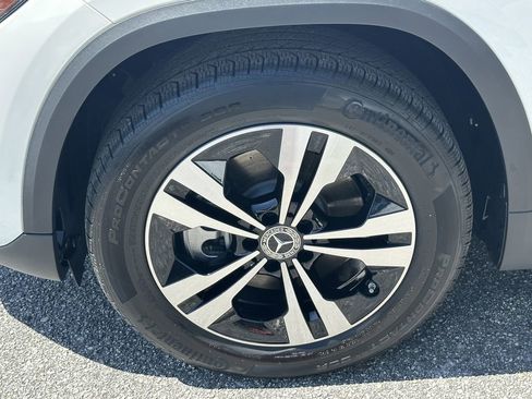 Certified 2025 Mercedes-Benz GLA 250 image 13