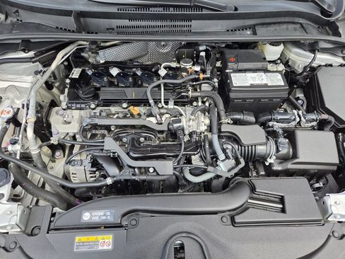 Used 2024 Toyota Corolla LE FWD image 28