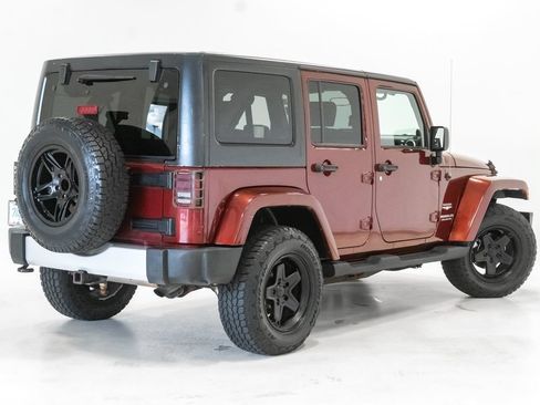 Used 2010 Jeep Wrangler Unlimited Sahara w/ Trailer Tow Group AWD/4WD image 23