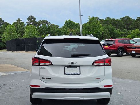 Used 2024 Chevrolet Equinox RS w/ LPO, Floor Liner Package FWD image 6