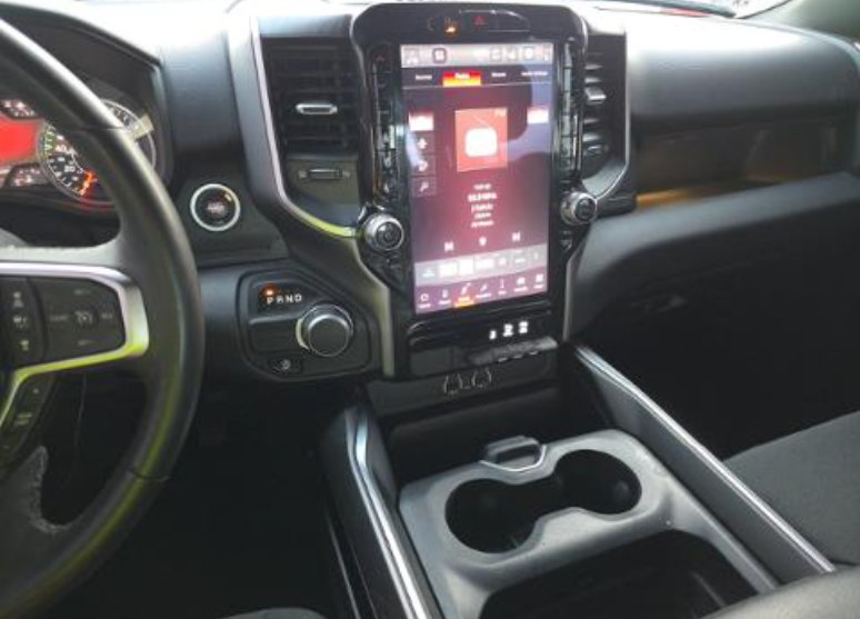 Used 2025 RAM 1500 Big Horn RWD image 13