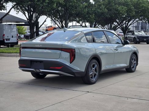 New 2026 Kia K4 FWD image 4