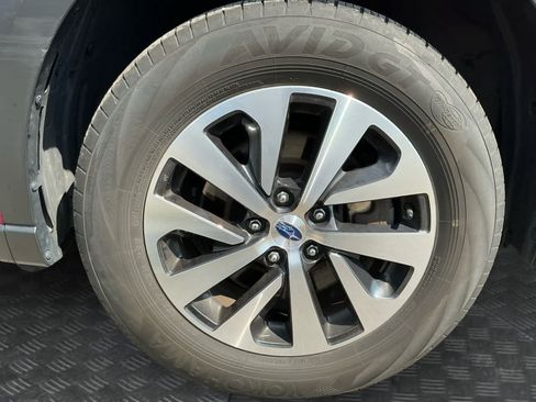Used 2024 Subaru Outback Premium AWD/4WD image 14