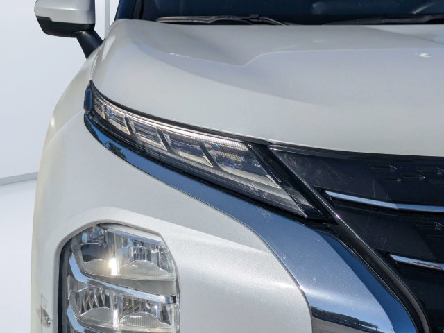 Used 2024 Mitsubishi Outlander SEL FWD image 9