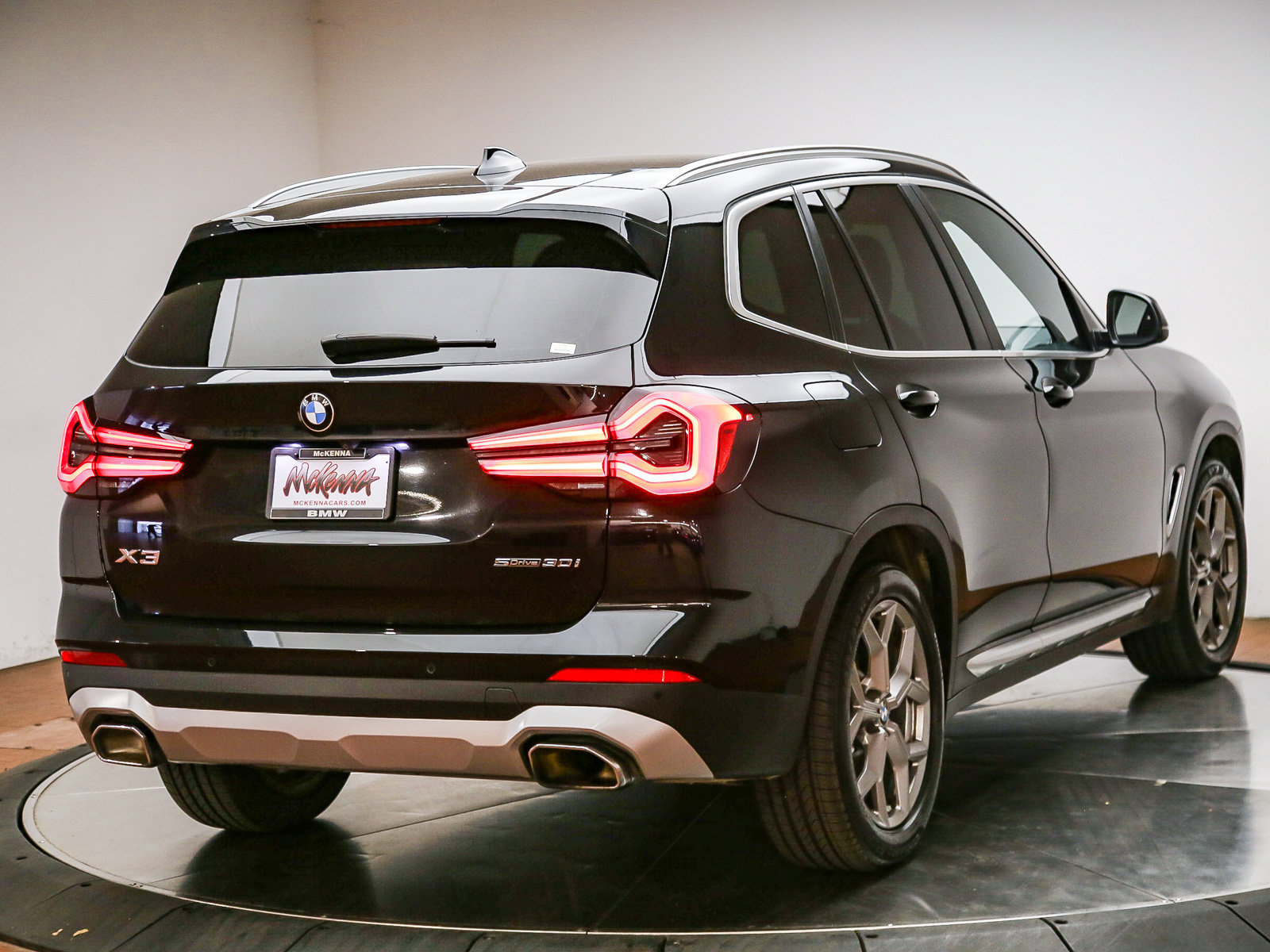 Used 2024 BMW X3 sDrive30i w/ Convenience Package w/ZPA RWD image 7