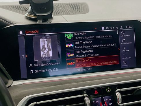 Used 2021 BMW X7 xDrive40i w/ M Sport Package image 11