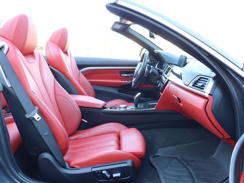 Used 2020 BMW 430i xDrive Convertible w/ Executive Package image 16