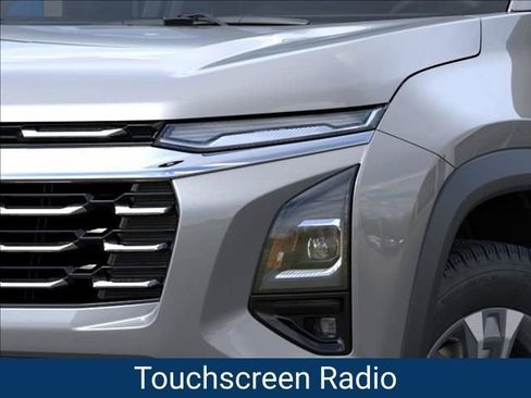 New 2026 Chevrolet Equinox LT FWD image 11