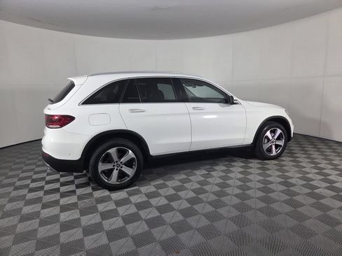 Used 2022 Mercedes-Benz GLC 300 4MATIC w/ Premium Package Lite image 5