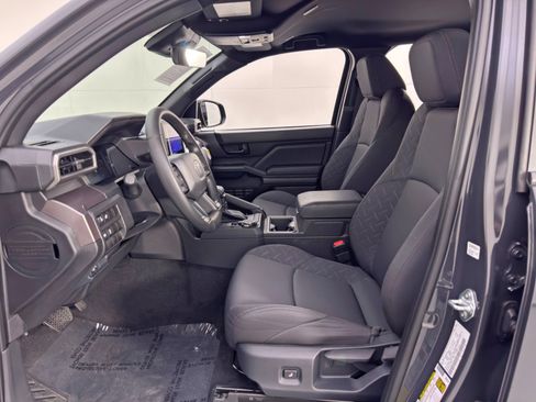 Used 2025 Toyota Tacoma SR5 image 16