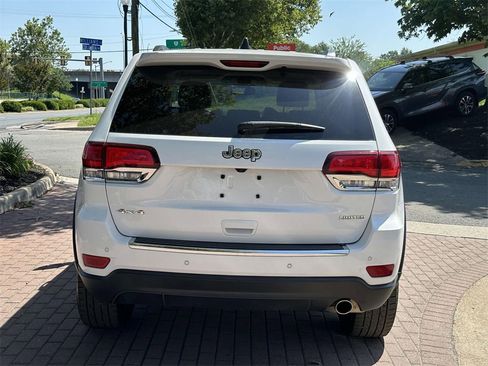 Used 2021 Jeep Grand Cherokee Limited image 4