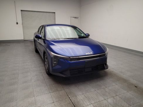 Used 2025 Kia K4 FWD image 14