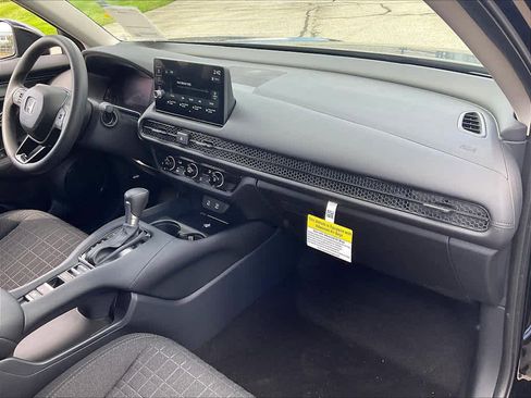 New 2026 Honda HR-V LX image 10