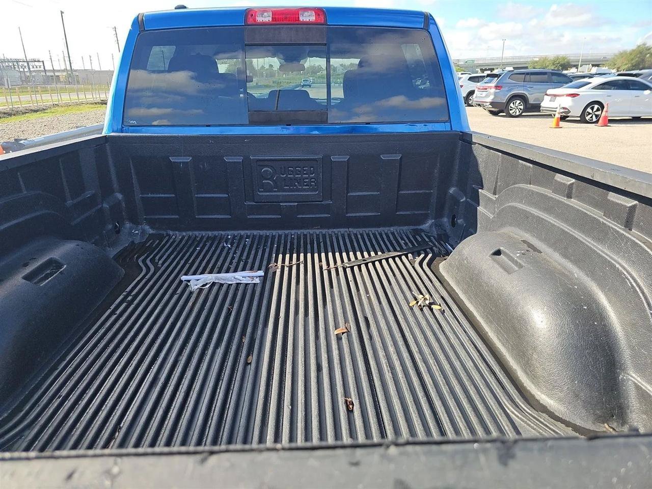 Used 2019 RAM 1500 Classic SLT RWD image 23