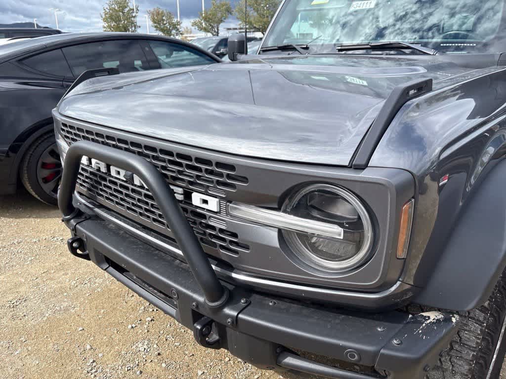 Used 2022 Ford Bronco Badlands w/ Sasquatch Package AWD/4WD image 2