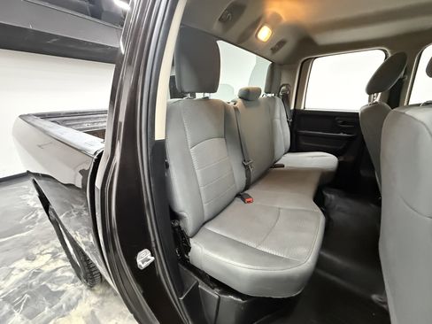 Used 2016 RAM 1500 ST w/ SXT Appearance Group image 23