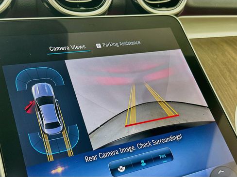 Used 2023 Mercedes-Benz C 300 Sedan image 13