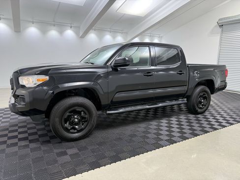 Used 2021 Toyota Tacoma SR image 4