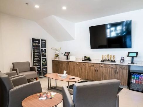 Used 2025 Lexus NX 350h AWD w/ Accessory Package (2T) image 19