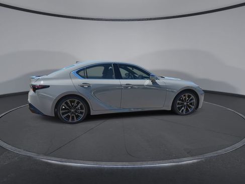 Used 2025 Lexus IS 350 F Sport RWD image 9