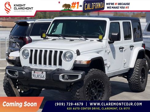 Used 2023 Jeep Wrangler Unlimited Sahara AWD/4WD image 1