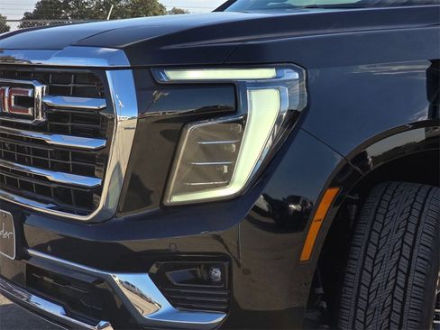 New 2026 GMC Yukon XL Elevation w/ LPO, Floor Liner Package image 30