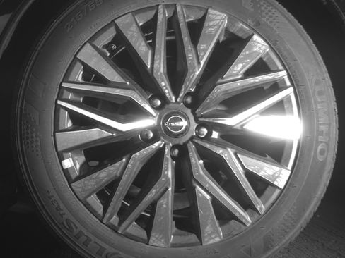 Used 2025 Nissan Altima 2.5 SV image 14