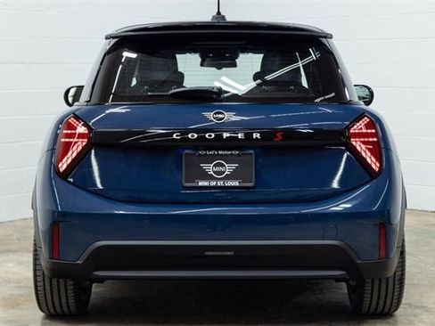 Used 2025 MINI Cooper S image 11