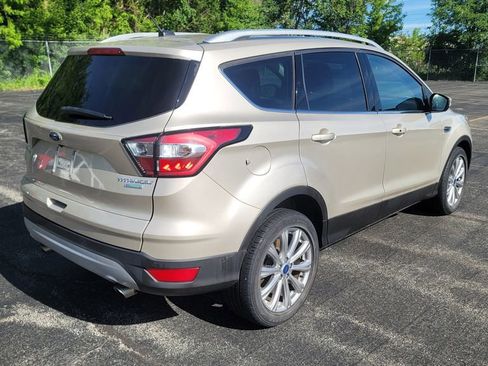 Used 2017 Ford Escape Titanium w/ Equipment Group 301A FWD image 8