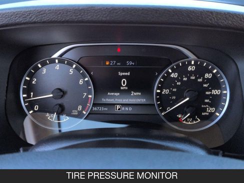 Certified 2024 Nissan Frontier S image 18