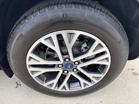 Used 2022 Ford Escape SEL image 82